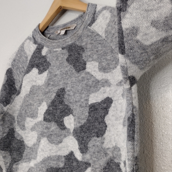 Athleta Camo Undercover Alpaca Merino Wool Women's Pullover Crew-Neck Sweater - Picture 10 of 16